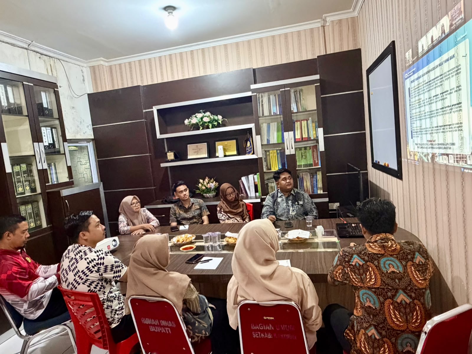 Bagian Administrasi Pembangunan dan Unit Kepatuhan Setda Karimun Ikuti Library Cafe Sharing Session Penguatan SPIP Terintegrasi