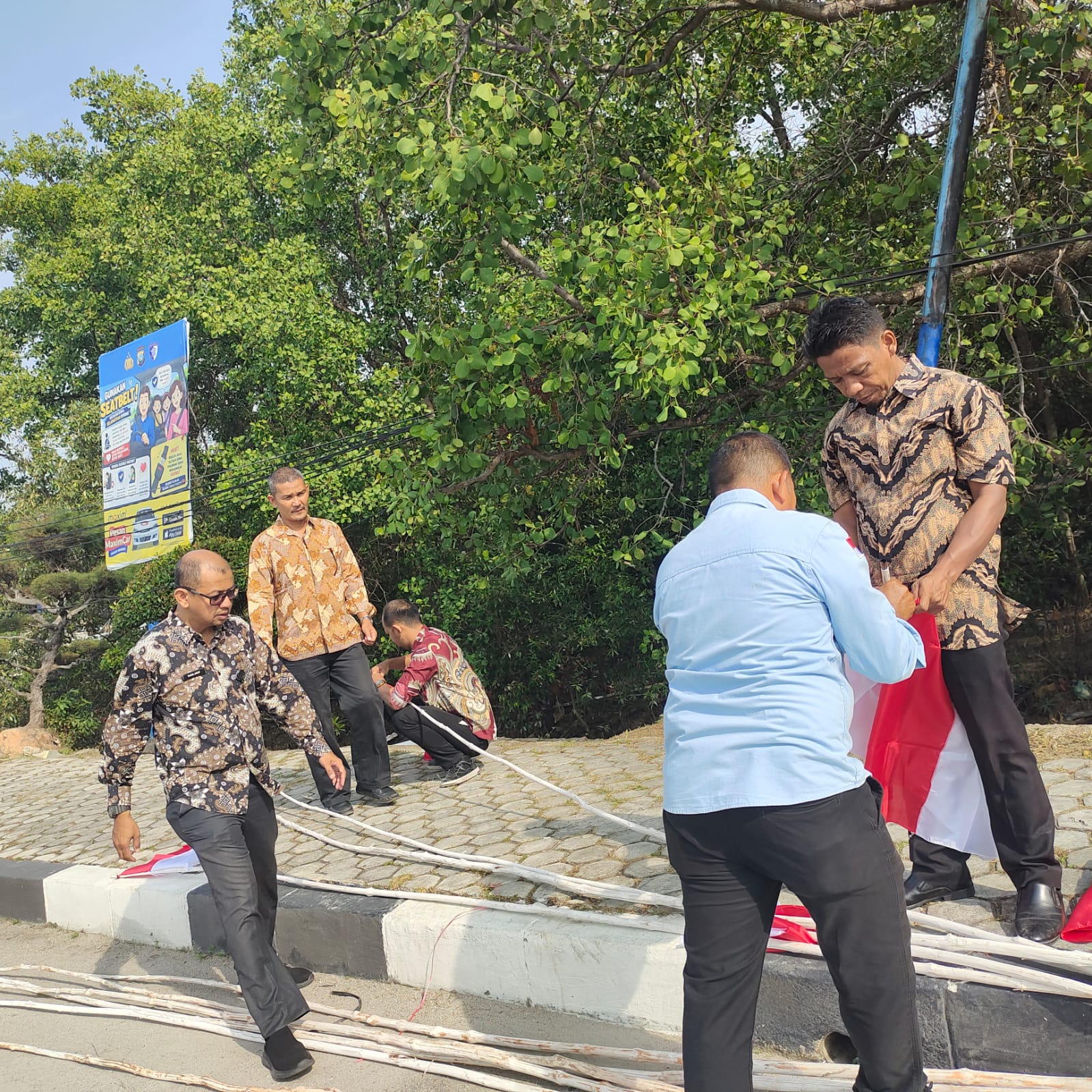 Semarak HUT ke-81 RI, Bagian Administrasi Pembangunan Turut Hiasi Coastal Area Karimun